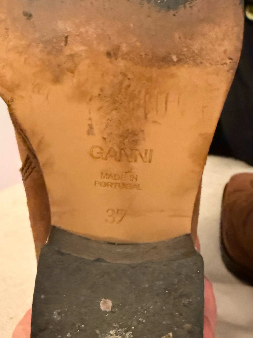GANNI - Low Texas Suede Ankle Boot - Picture 10 of 12